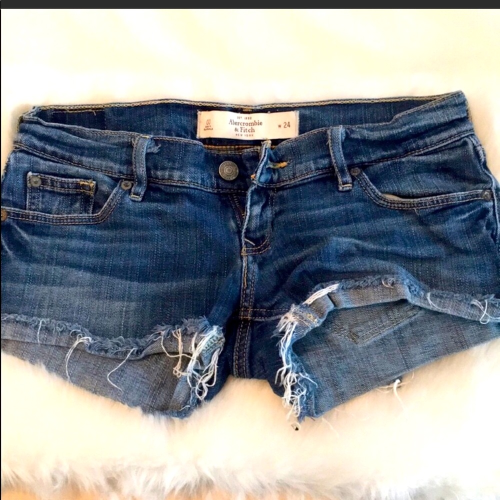 Abercrombie &Fitch perfect stretch low rise jean shorts